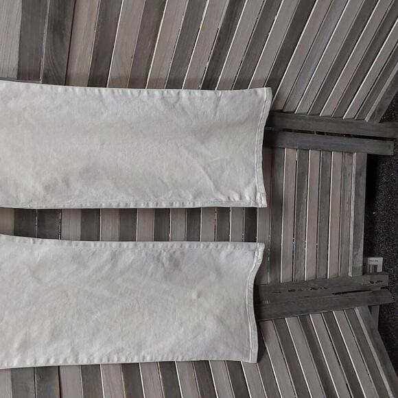 Amanda High-Waisted Bootcut Jeans | Gloria Vanderbilt | 16 - Picture 2 of 15